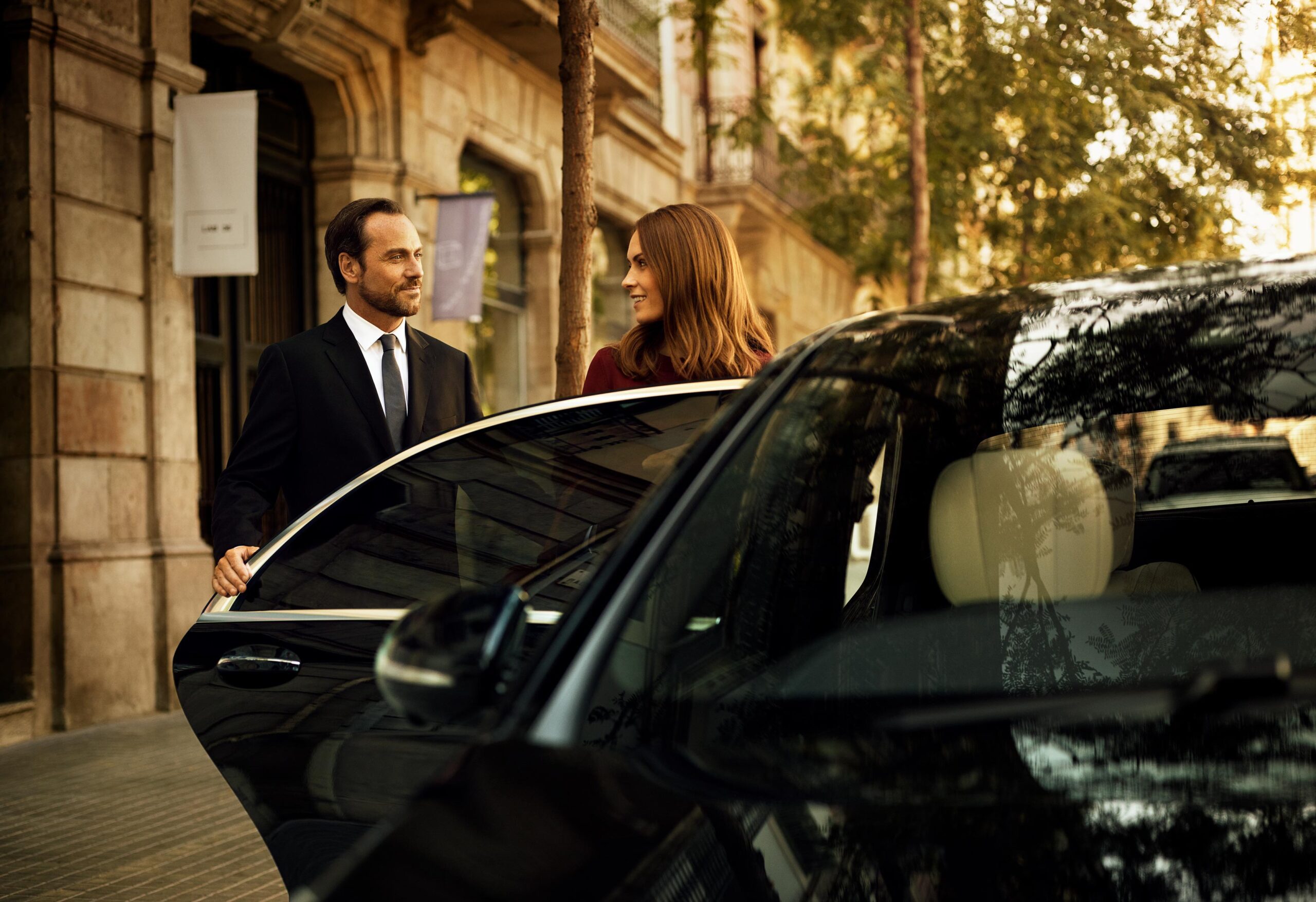 best melbourne airport transfers by Combined Chauffeured Cars