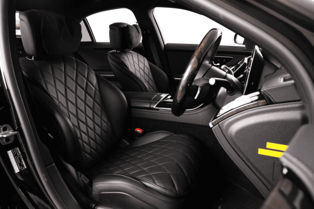 Luxury 1 in Picture1 with COMBINED CHAUFFEURED CARS GROUP