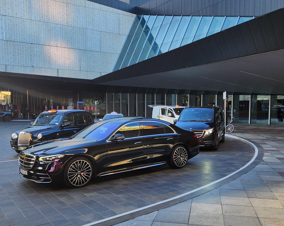 Luxury Service in Melb1 with COMBINED CHAUFFEURED CARS GROUP