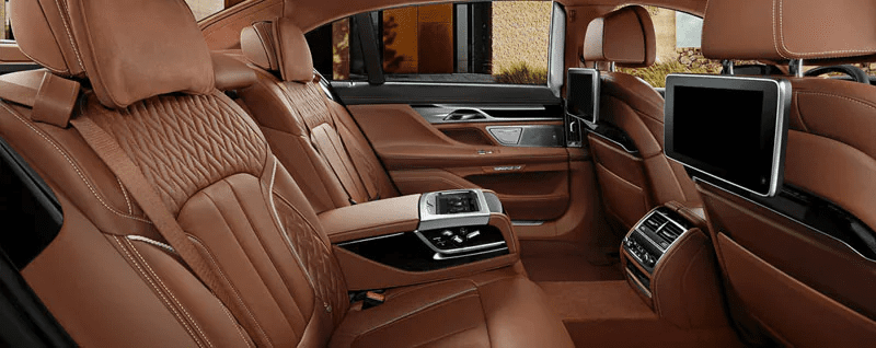 Luxury Service in Premiume3 with COMBINED CHAUFFEURED CARS GROUP